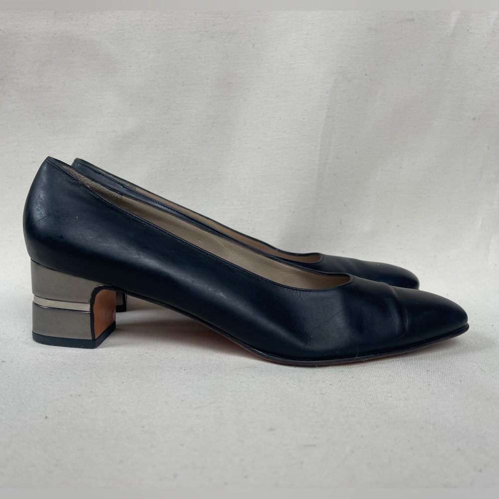 90s black block heel Ferragamo 2” pumps Size 7.5  3A a narrow fit.